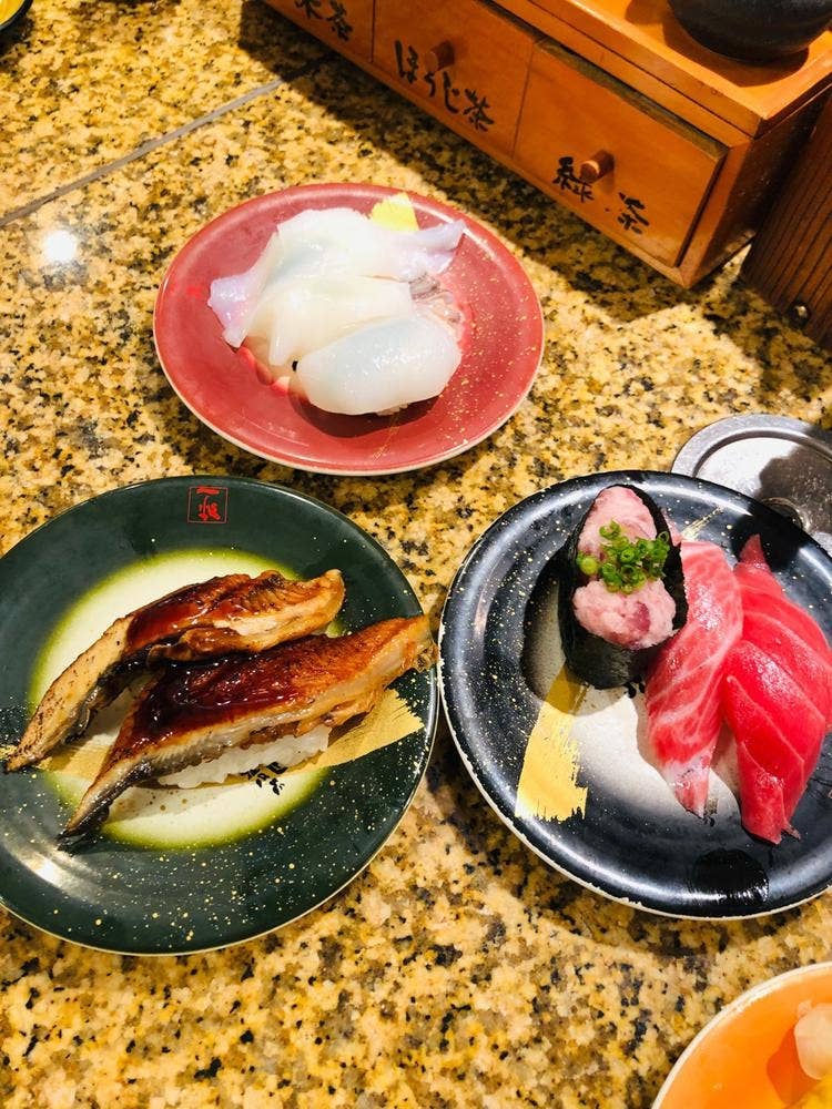 江戸前回転鮨 弥一 紀ノ川店