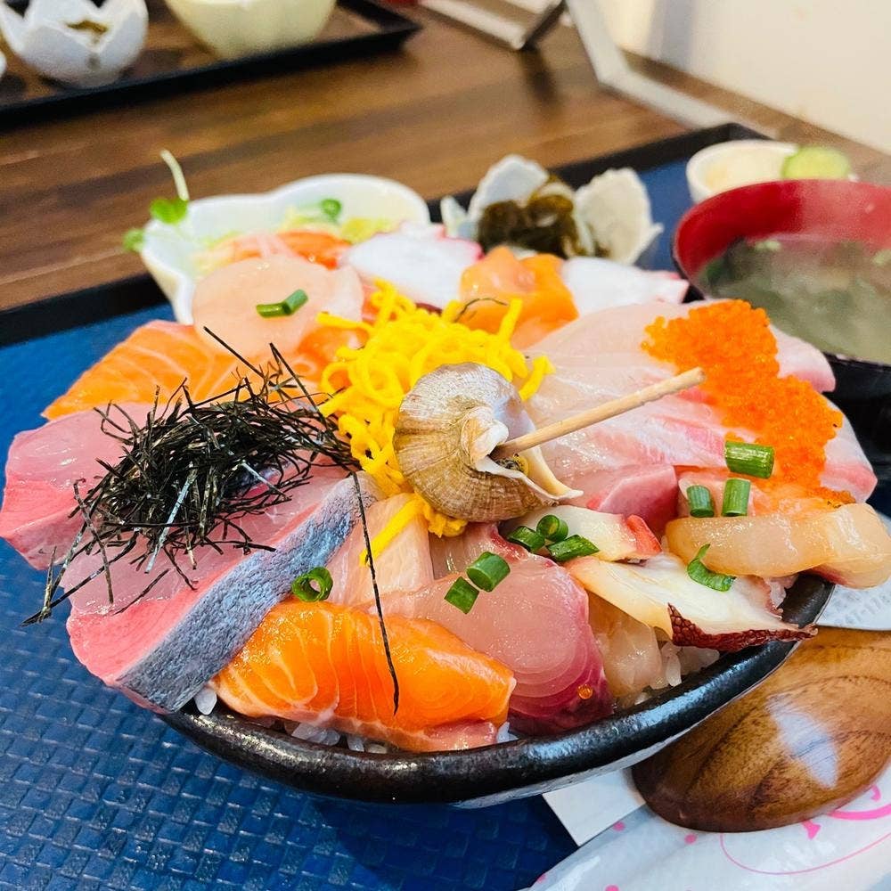 魚屋 やまけん