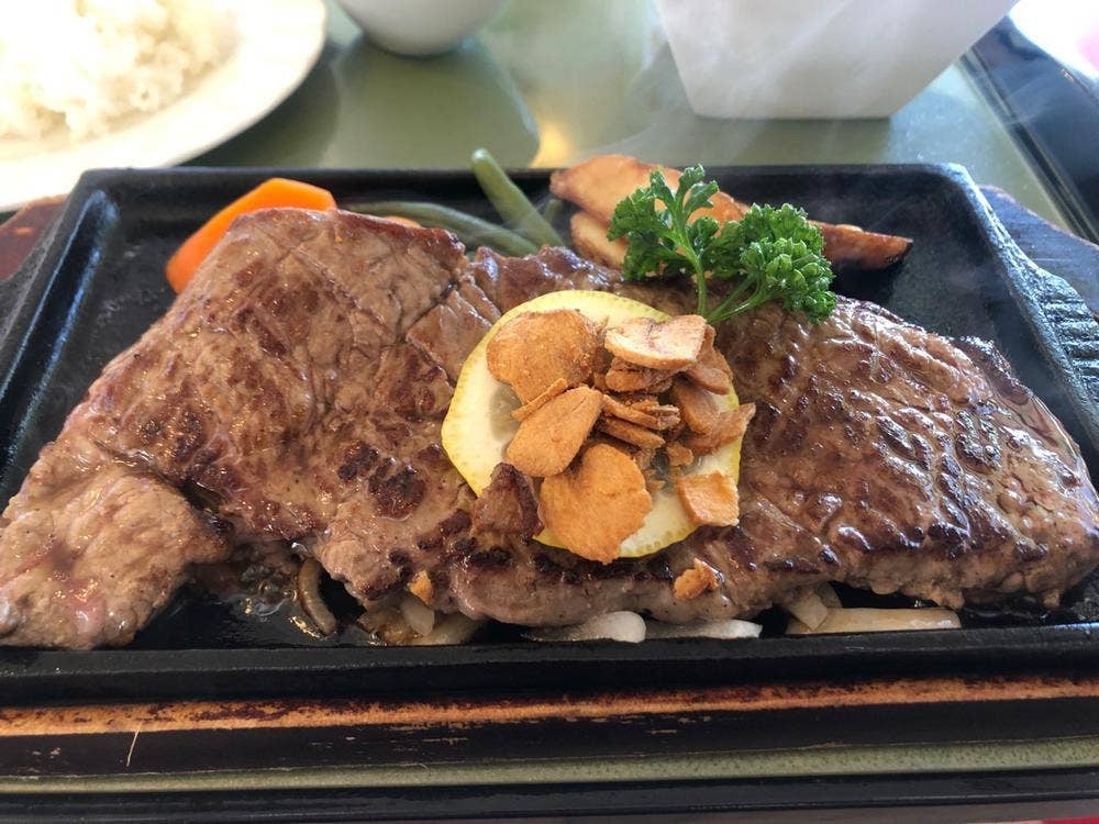 ゴールデン レークスレストラン