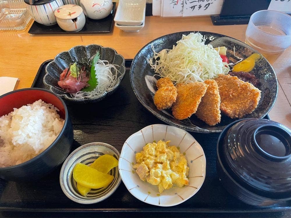 魚八庭