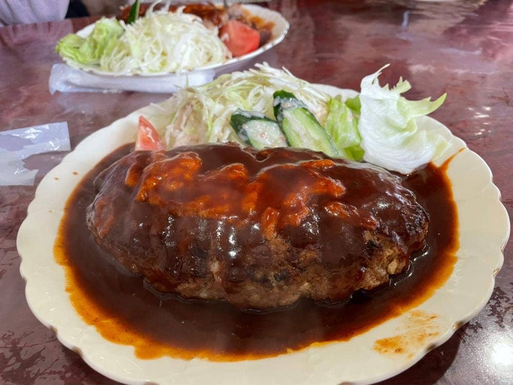 マイン、ドルフ