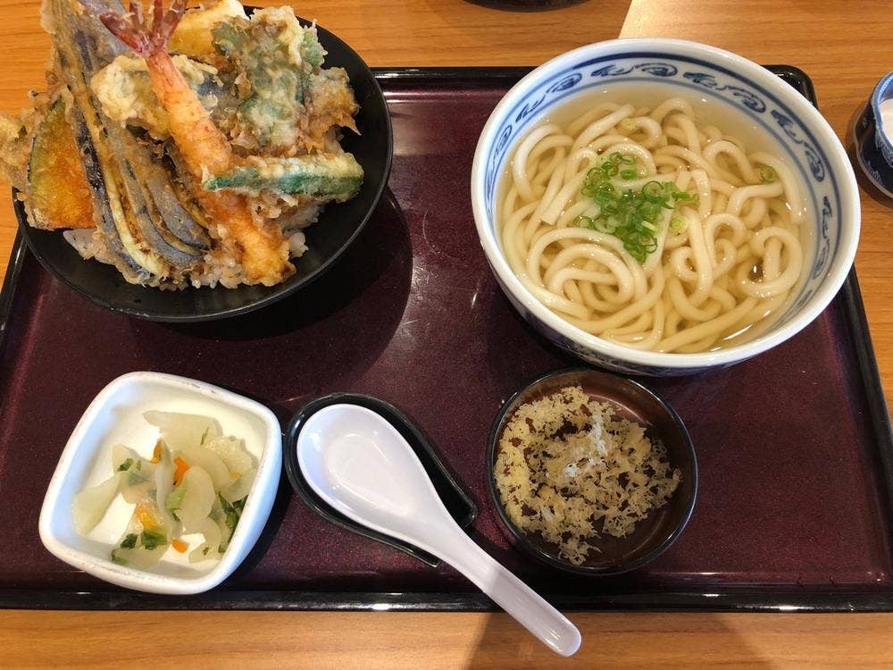 とんでん 東大宮店
