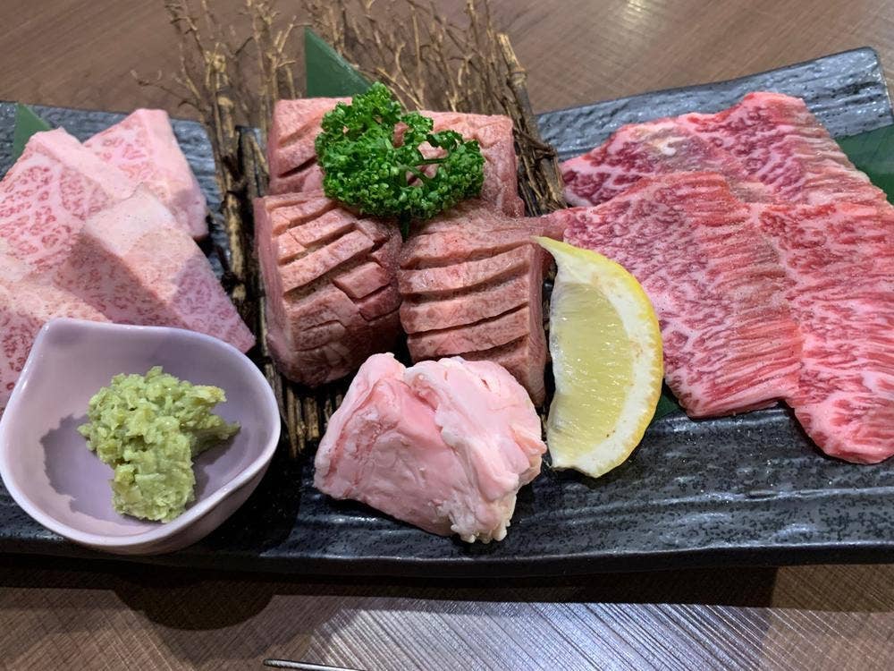 七輪焼肉 やまや
