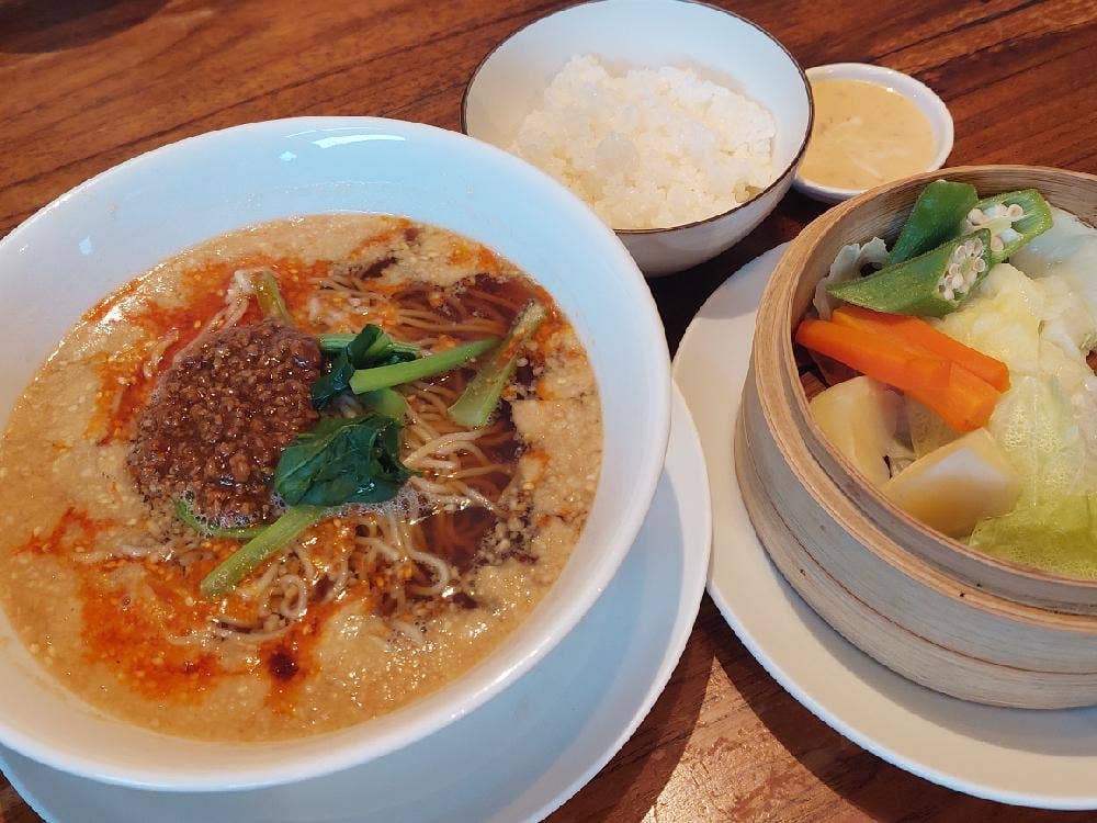 CHINESE STEAM FOOD 一滴