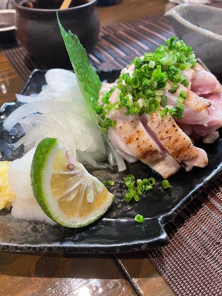 地鶏と焼酎の店 たむろ