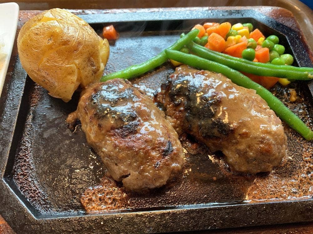 東京ミートレア GOLD RU$H