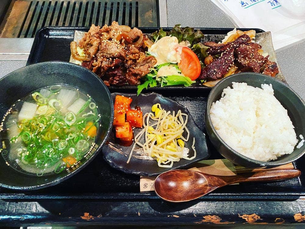 肉問屋 梅田本店