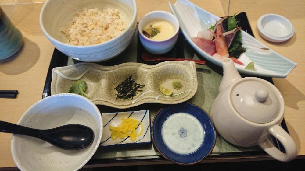 魚の巣 豊中エトレ店