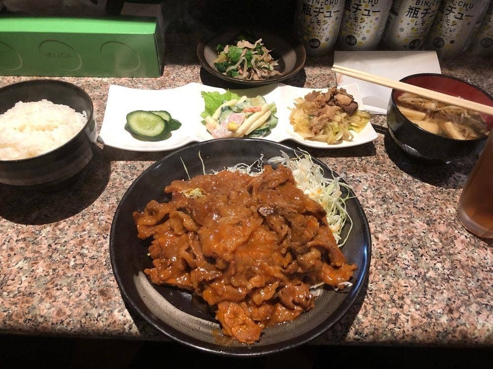 カラオケ居酒屋 高秀