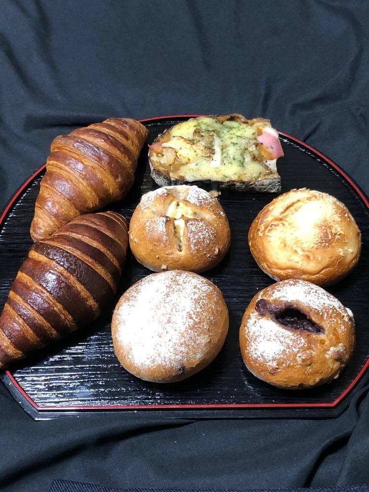 ベーカリーラボ クアドロフェニア
