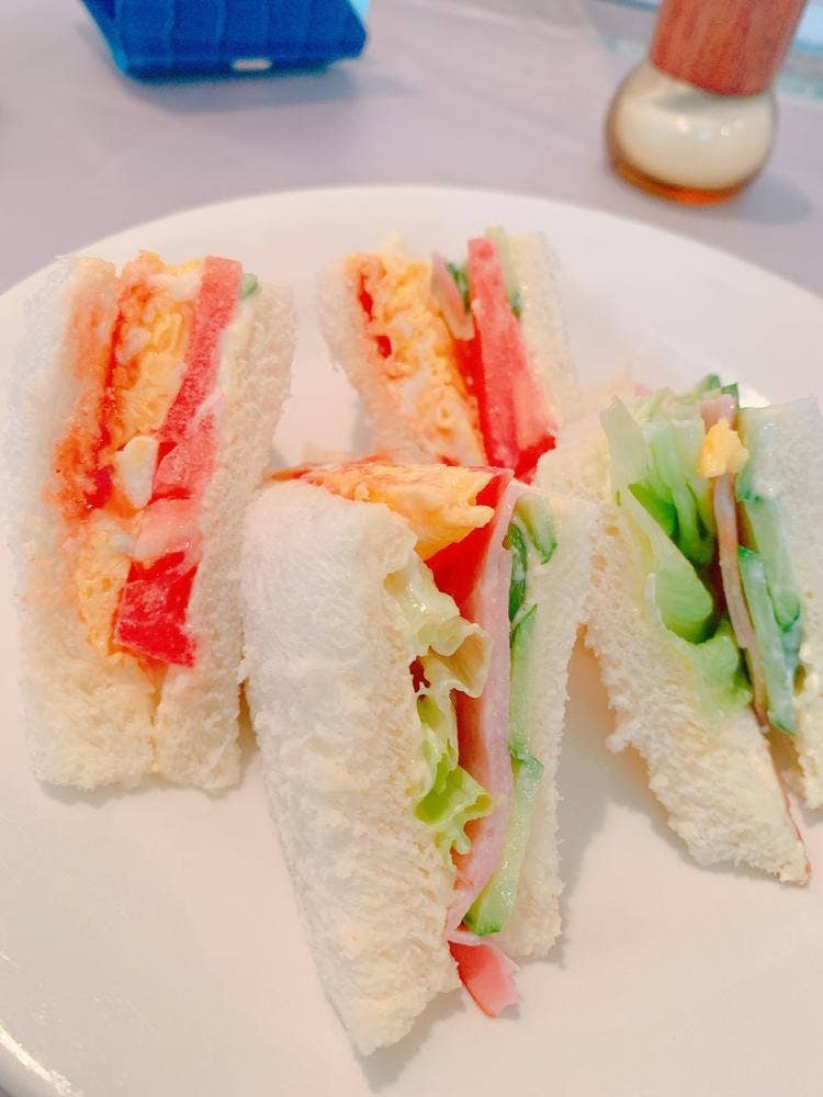 レストラン・カフェ クイーン