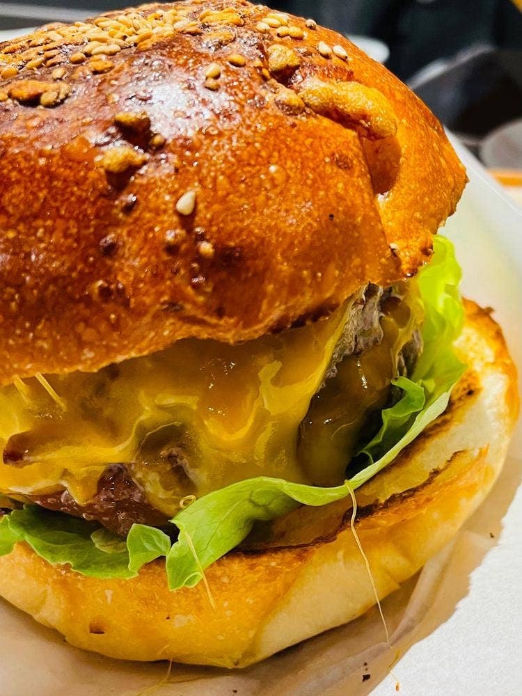 THE BURGER SHOP 馬喰町