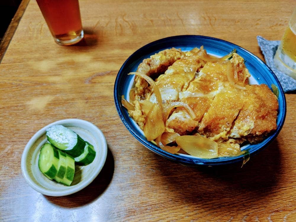 すゞめ食堂