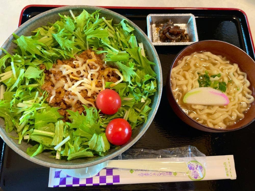 カフェ 月星