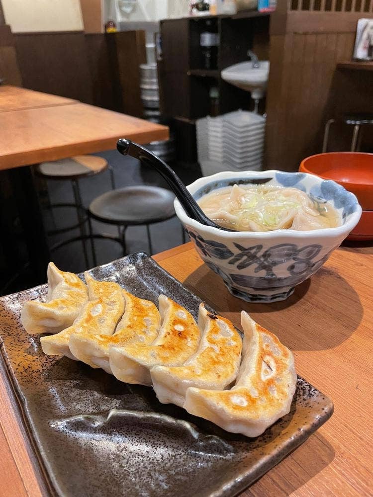 肉汁餃子のダンダダン 本厚木店