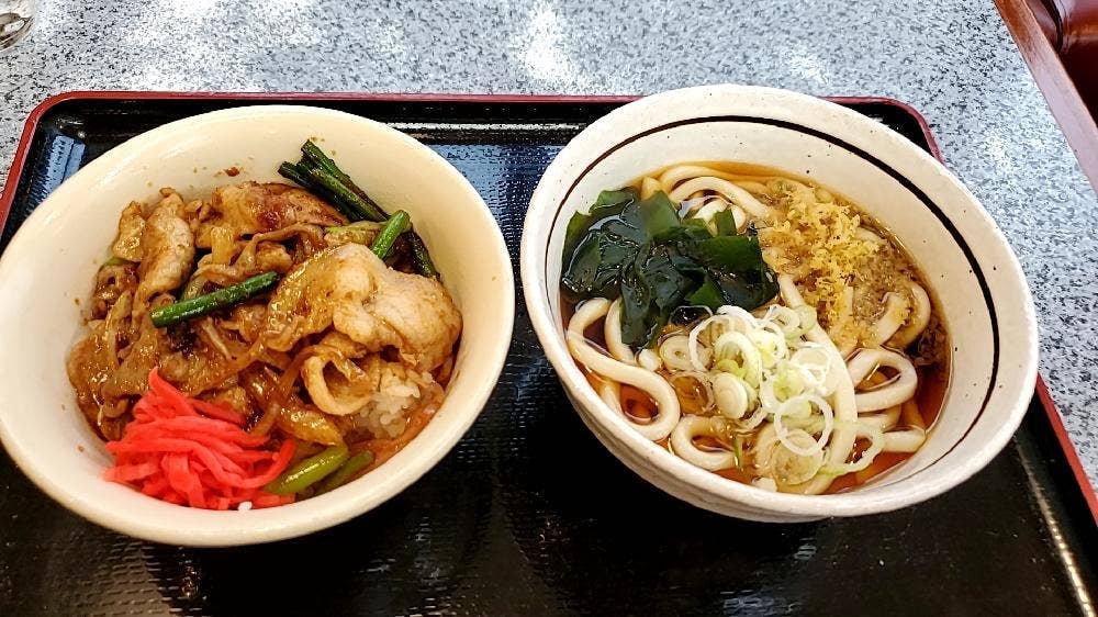 山田うどん 福生店