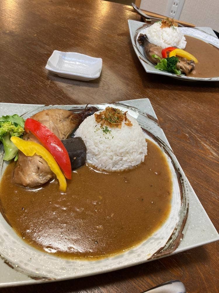 燻製とスパイスカレー けむり