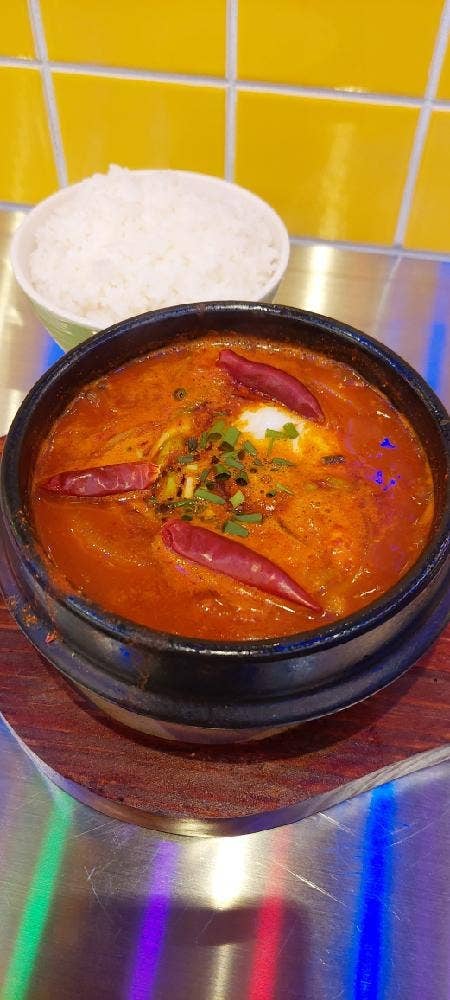 韓国屋台 鍋の店 韓チャン