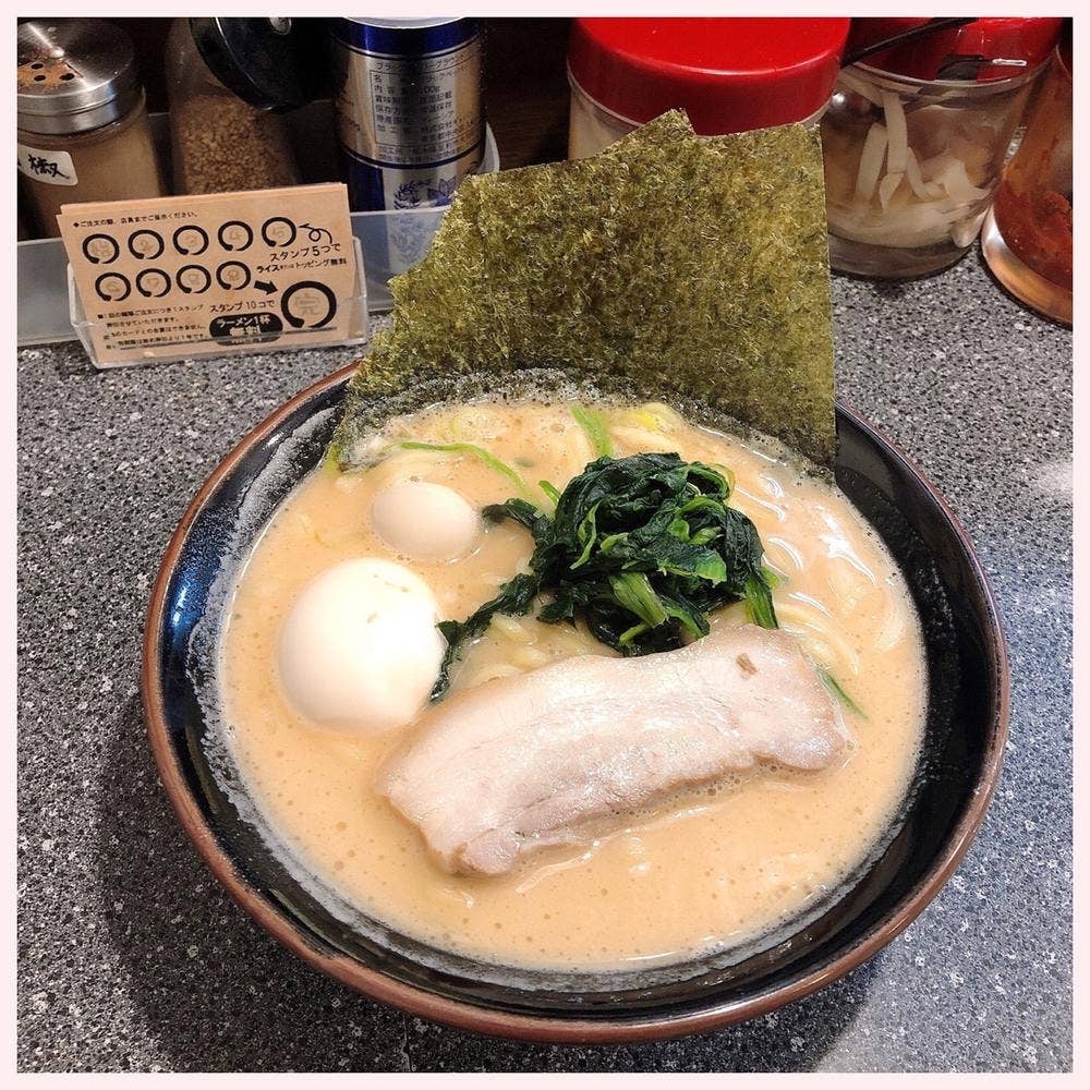 ラーメン 鶴見家