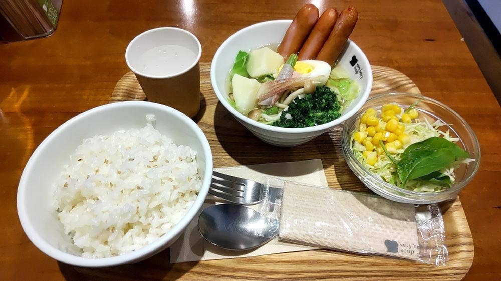 ベリーベリースープ 田町駅前店