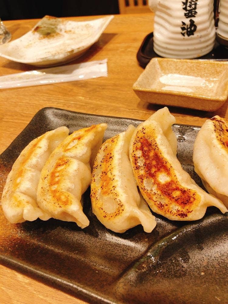 肉汁餃子製作所 ダンダダン酒場 大名店