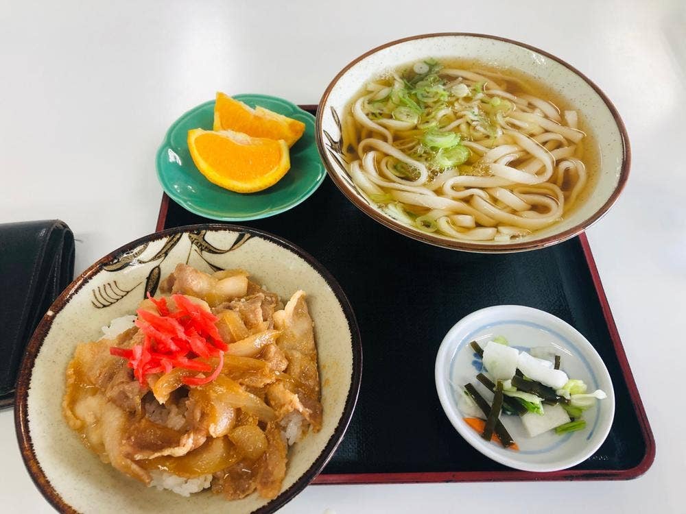 松栄フルーツセンター