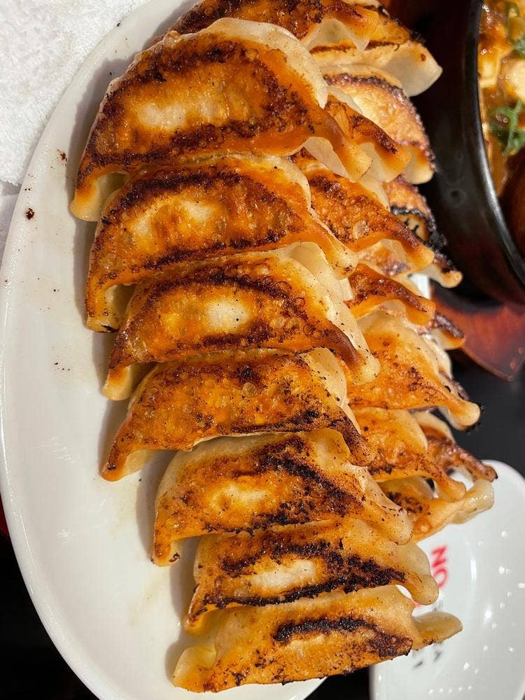 餃子家 龍 並木通り店