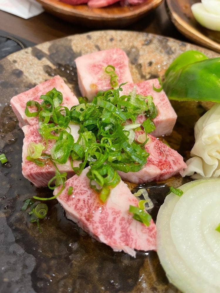 焼肉・ホルモン・鮮魚・酒菜 望屋
