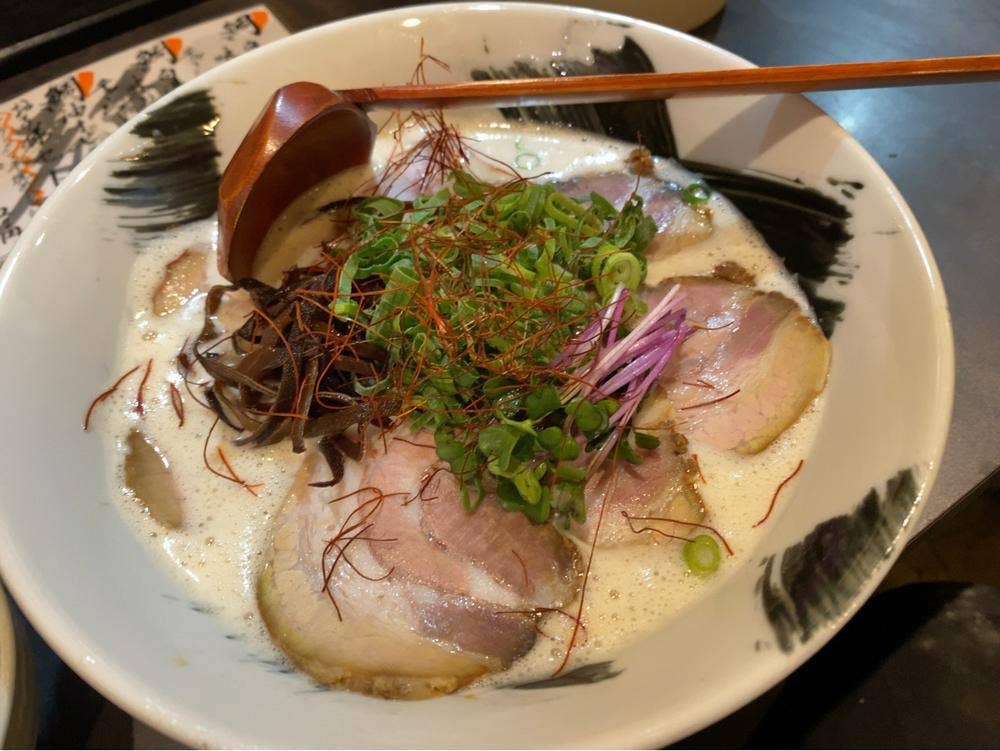 呑めるラーメン処 初鯛麺
