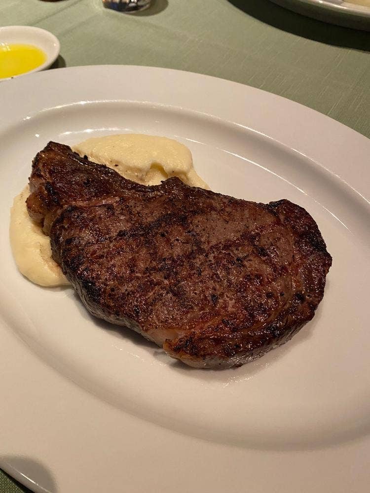 サーティーセブン ステーキハウス アンド バー