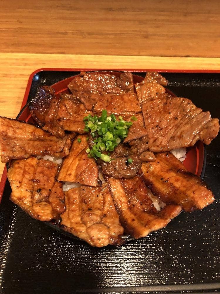 豚みそ専門店増田屋