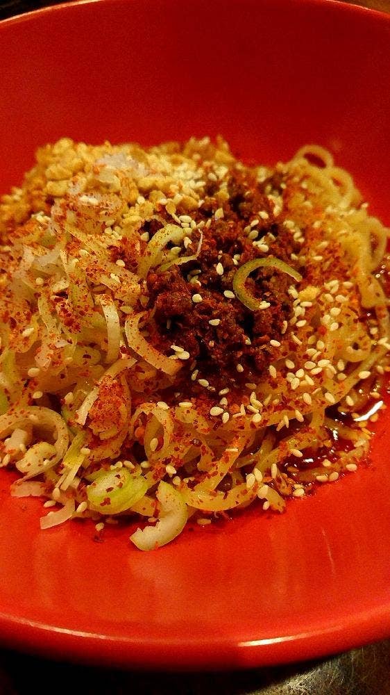 中華屋 龍影