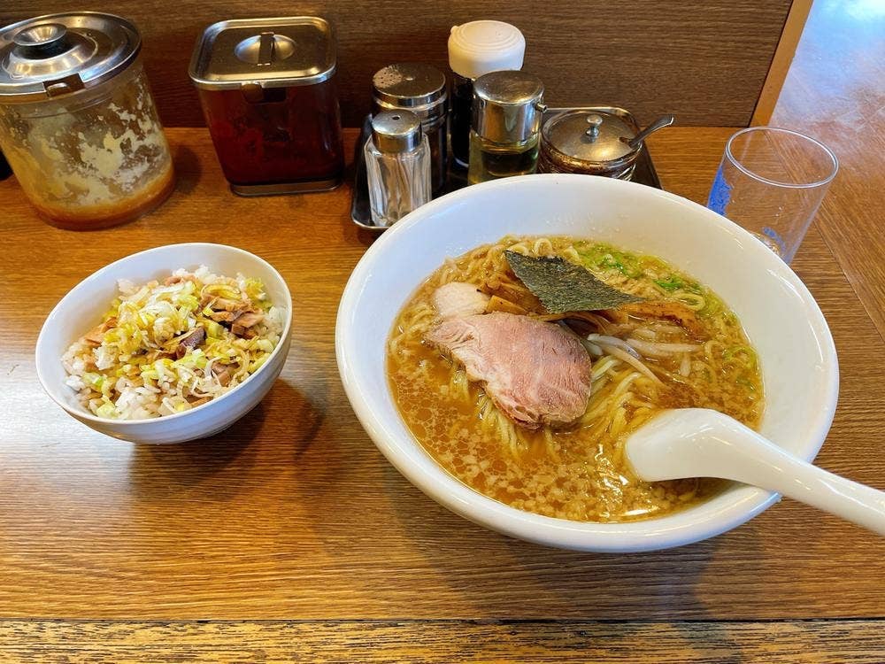 ラーメン周作