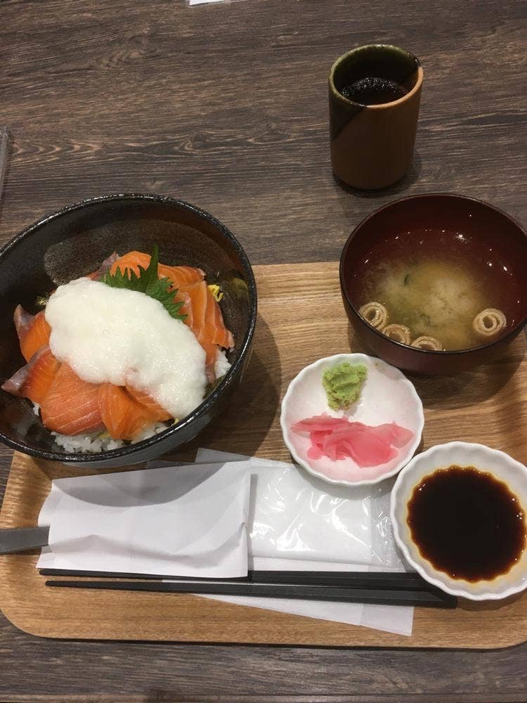 丼・すし処 海鮮丸