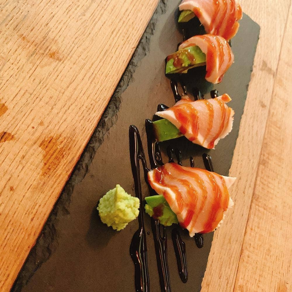 肉バル ユウジロウ