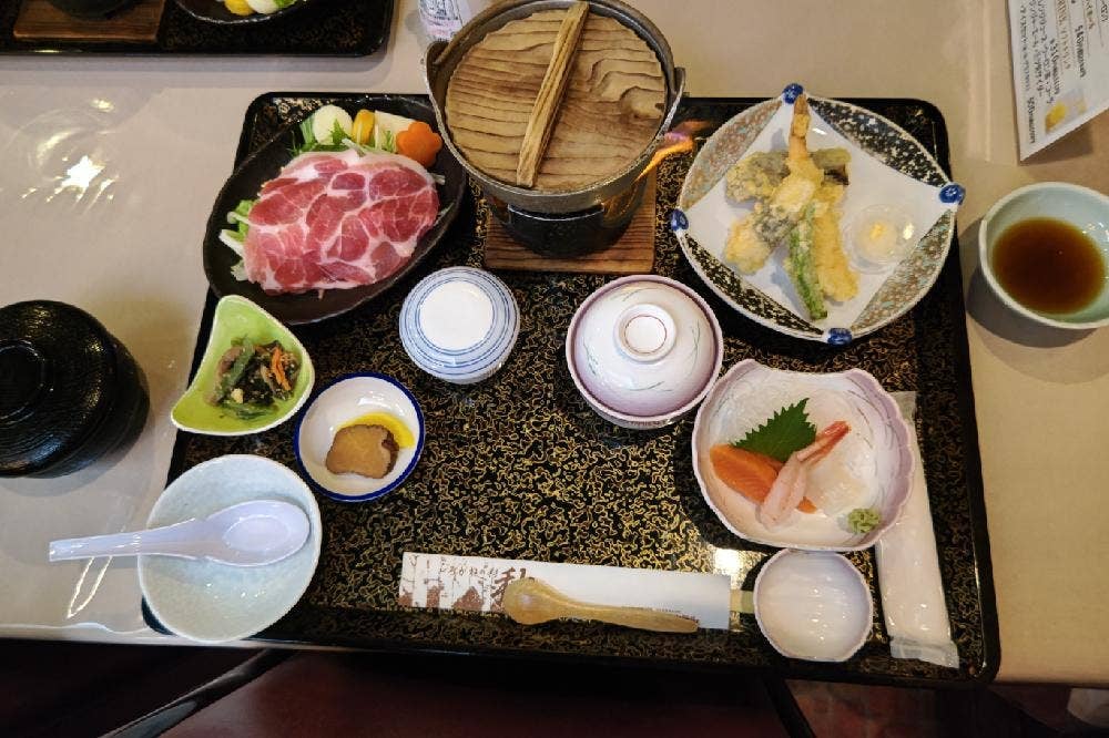 レストラン＆喫茶 樹林 大雪山白金観光ホテル