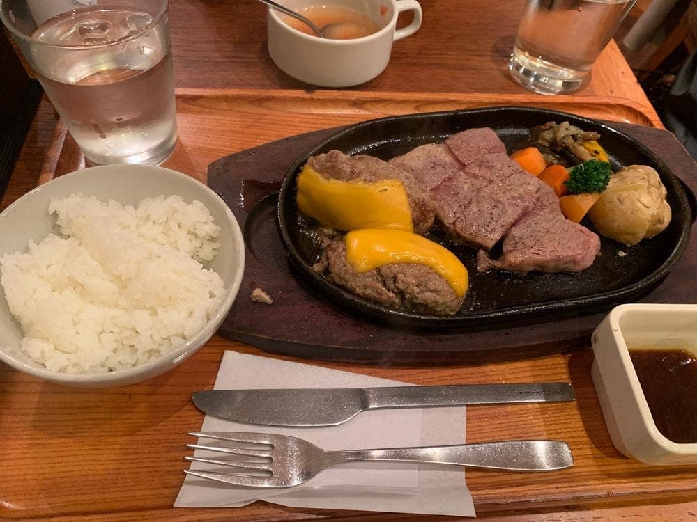 いしがまやハンバーグ アトレ吉祥寺