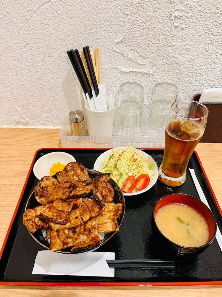 北海道十勝豚丼 喜福