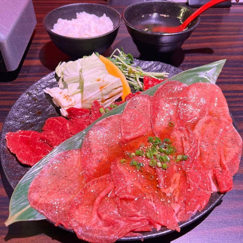 焼肉どうらく お初天神店