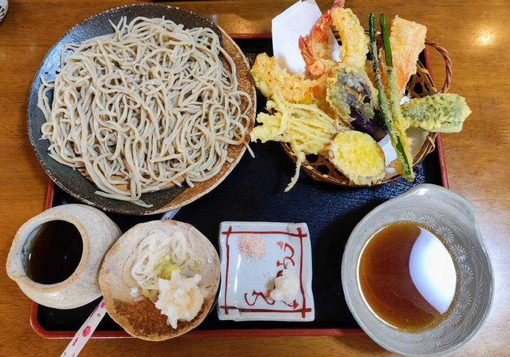 はちふく