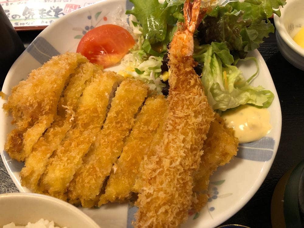 て料理や うちの茶の間