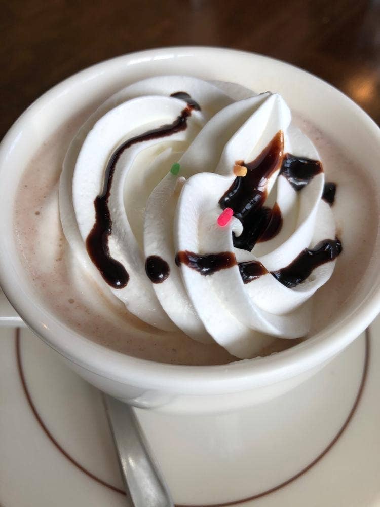 コーヒーハウスくれよん