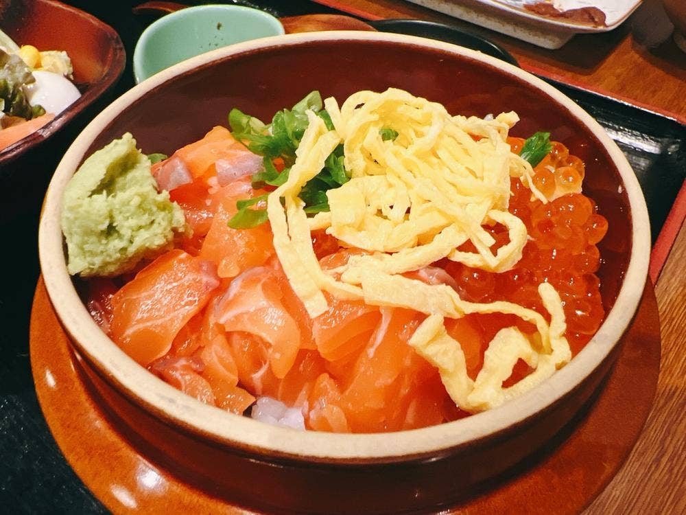釜飯と炭と酒 やま蔵
