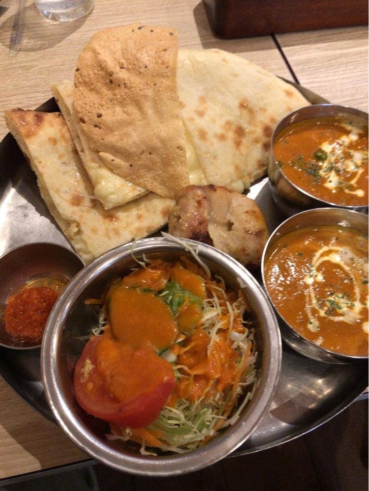 フォーシーズンミラン 六本松本店