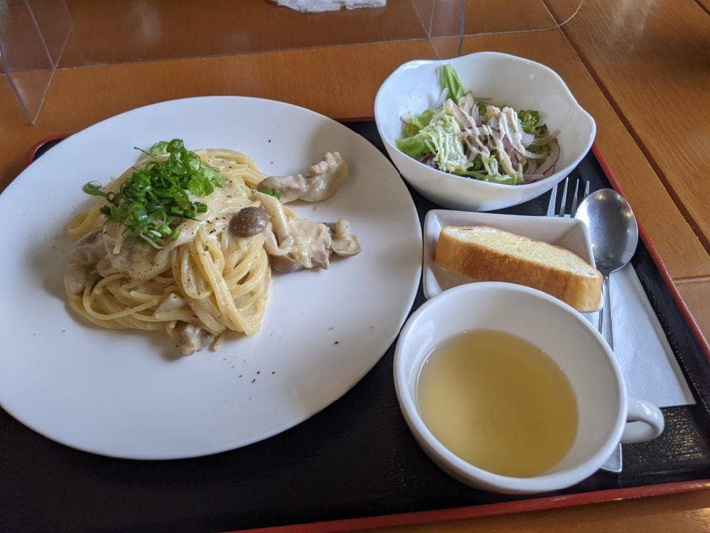 アダムとイブ