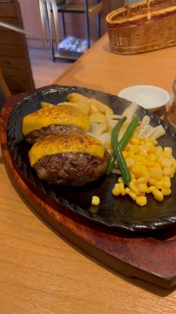 炭焼ステーキ＆ハンバーグ PAUHANA 小阪店