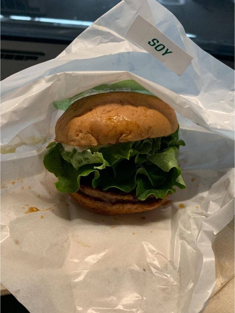 フレッシュネスバーガー イオンモール高岡店