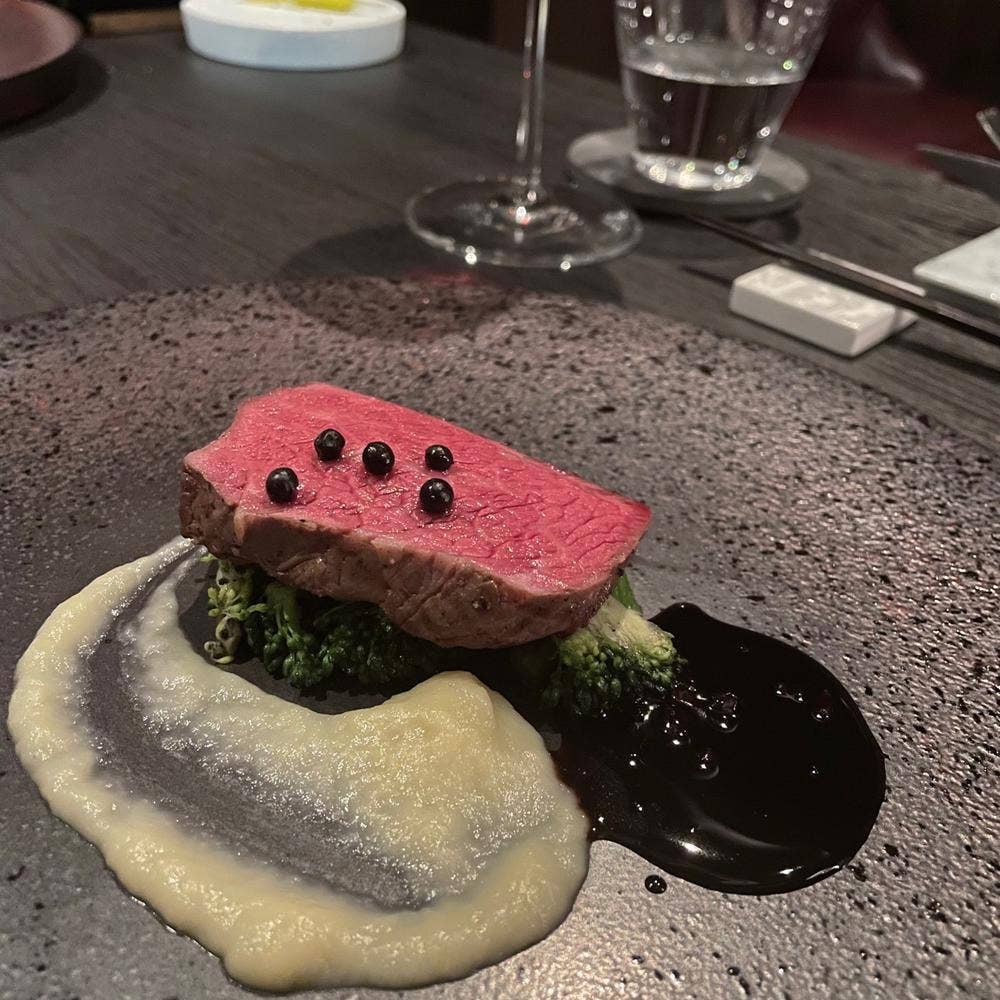 Restaurant Yoshi's High