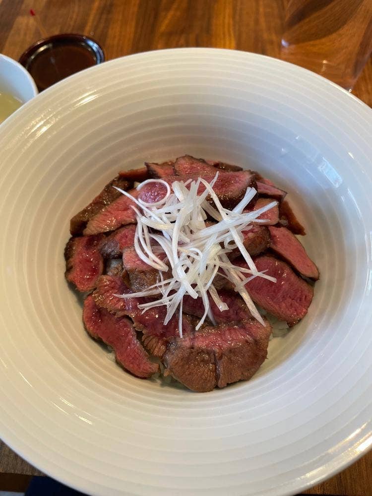 肉と葡萄酒 跳牛