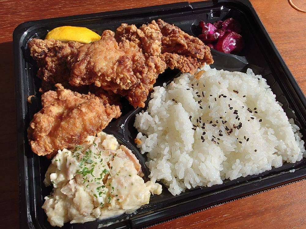 唐揚げ専門店 鶏男
